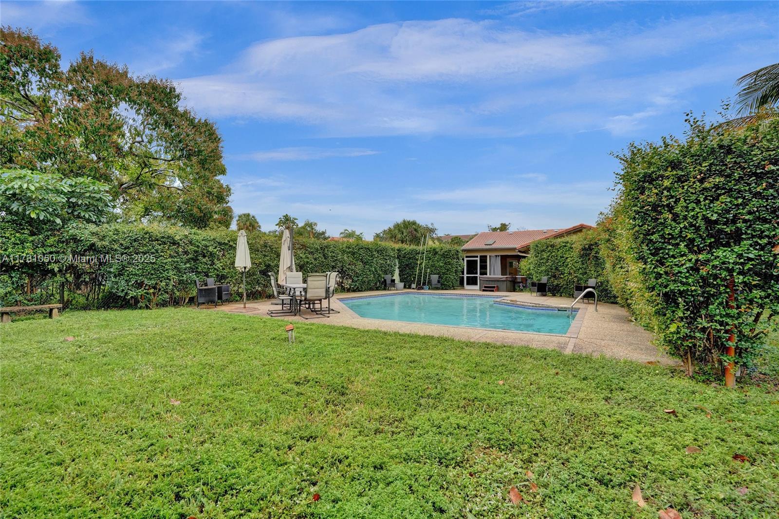 RAMBLEWOOD SOUTH - Residential