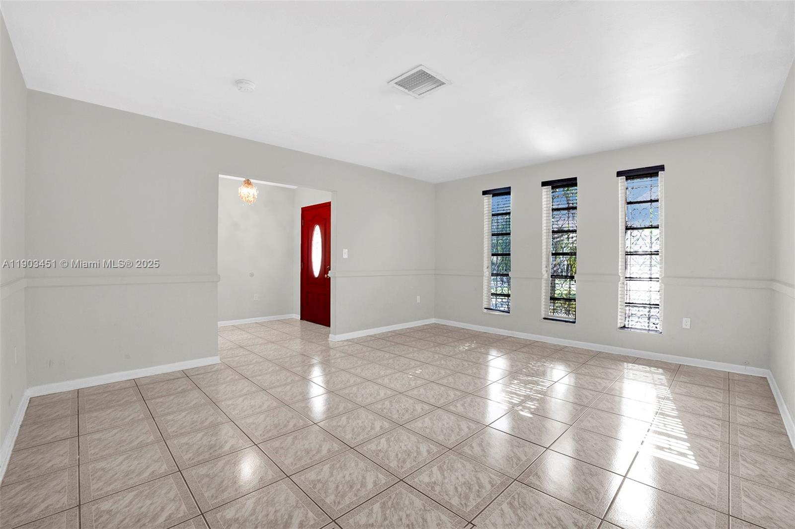 SUNILAND ESTATES - Residential Lease