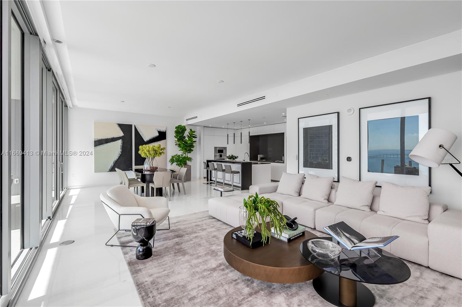 ASTON MARTIN RESIDENCES - Residential