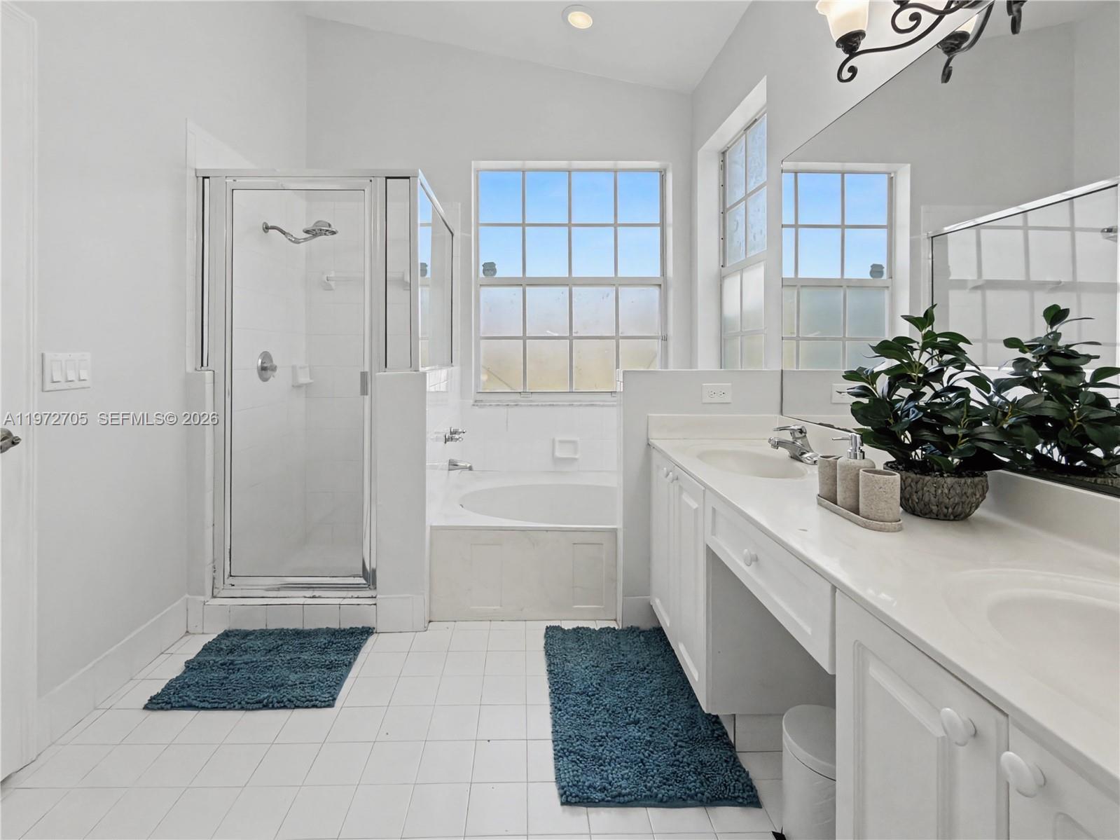 WYNDHAM LAKES NORTH - Residential