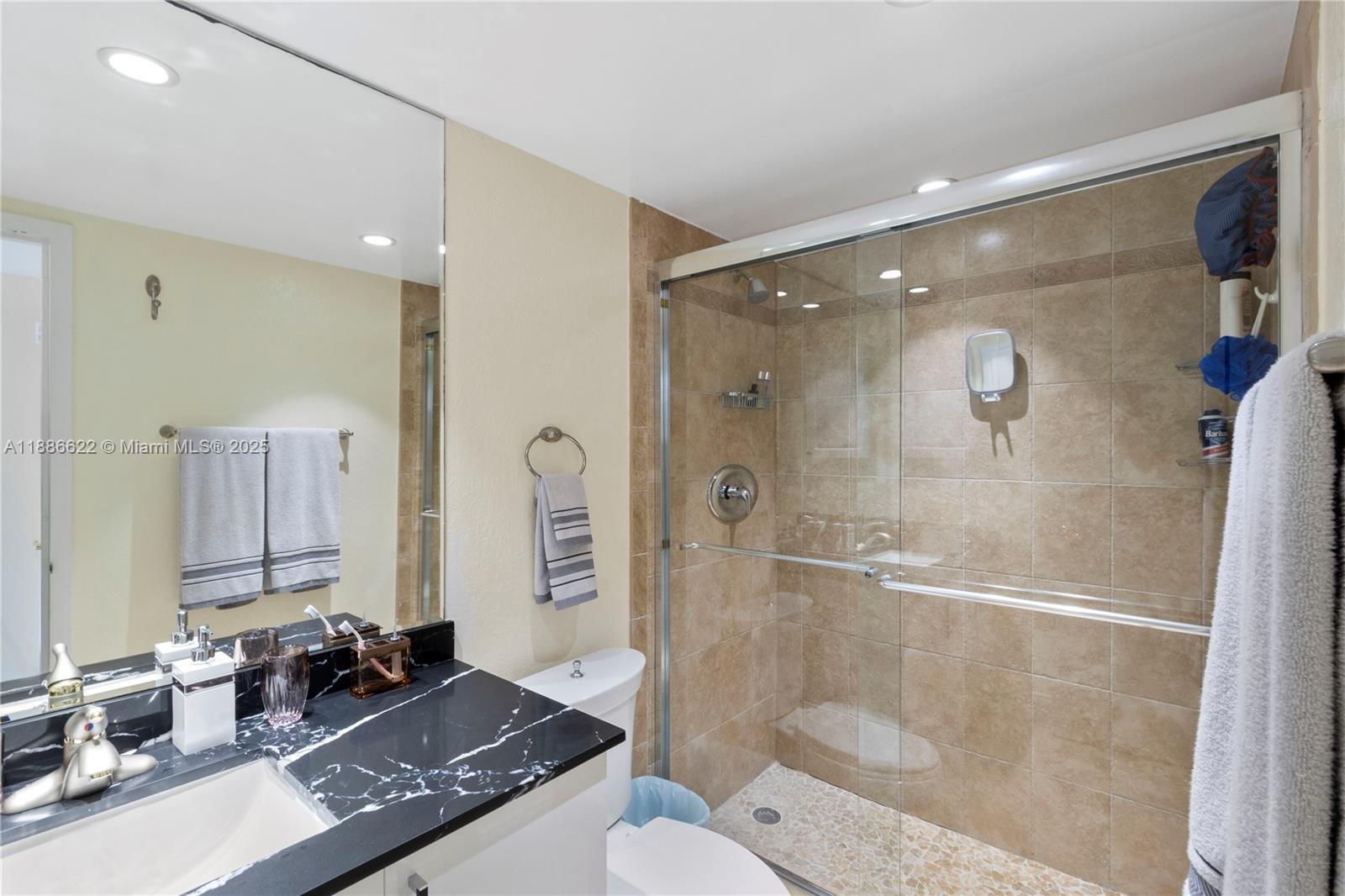PARKER PLAZA CONDO ESTATE - Residential Lease