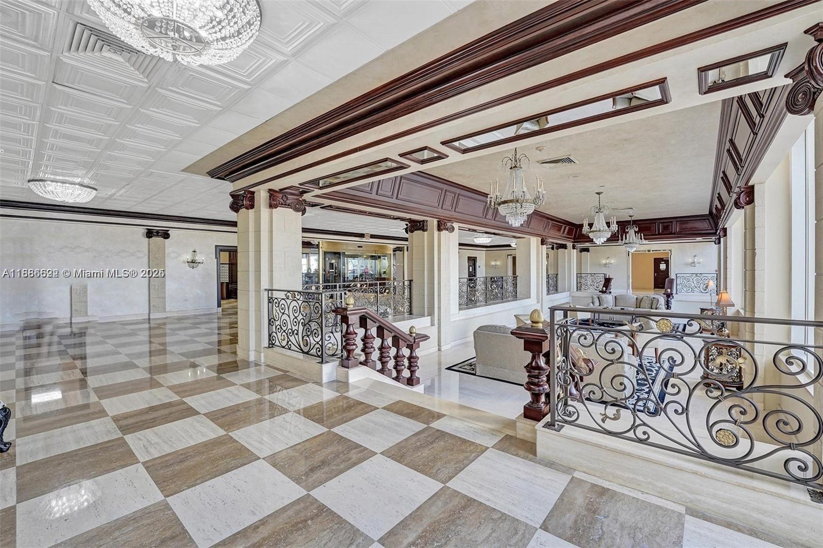 PARKER PLAZA CONDO ESTATE - Residential Lease