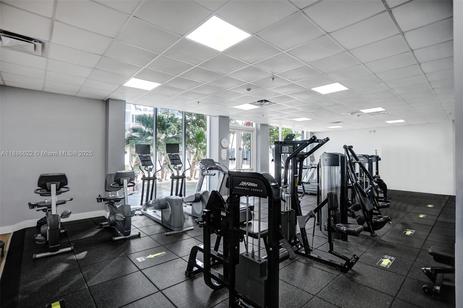PARKER PLAZA CONDO ESTATE - Residential Lease