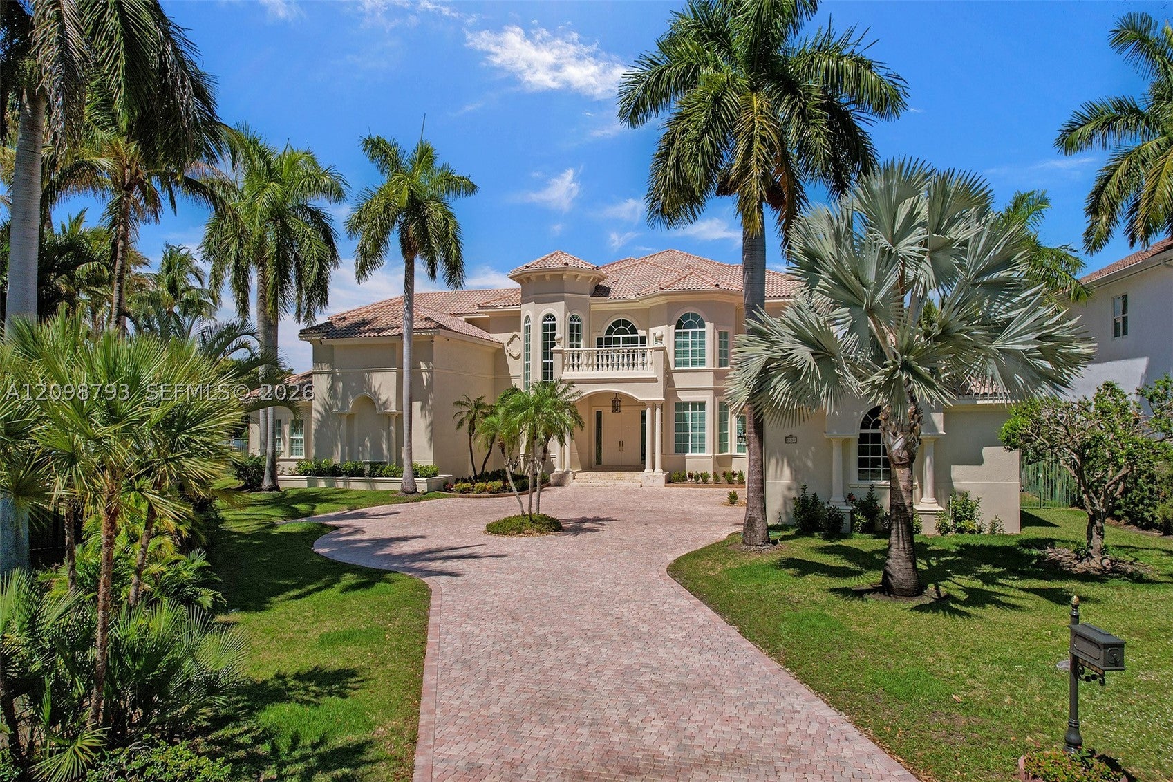 1130 Harbor Ct
