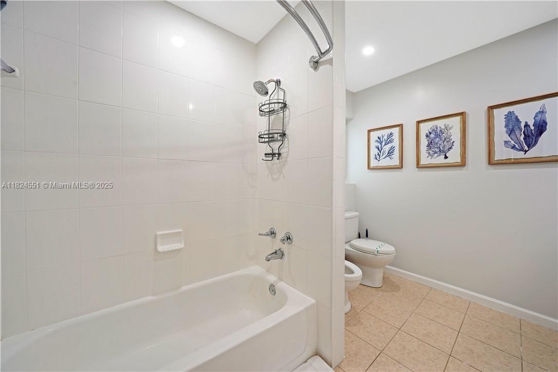 PUEBLO DEL SOL SEC 3 - Residential Lease