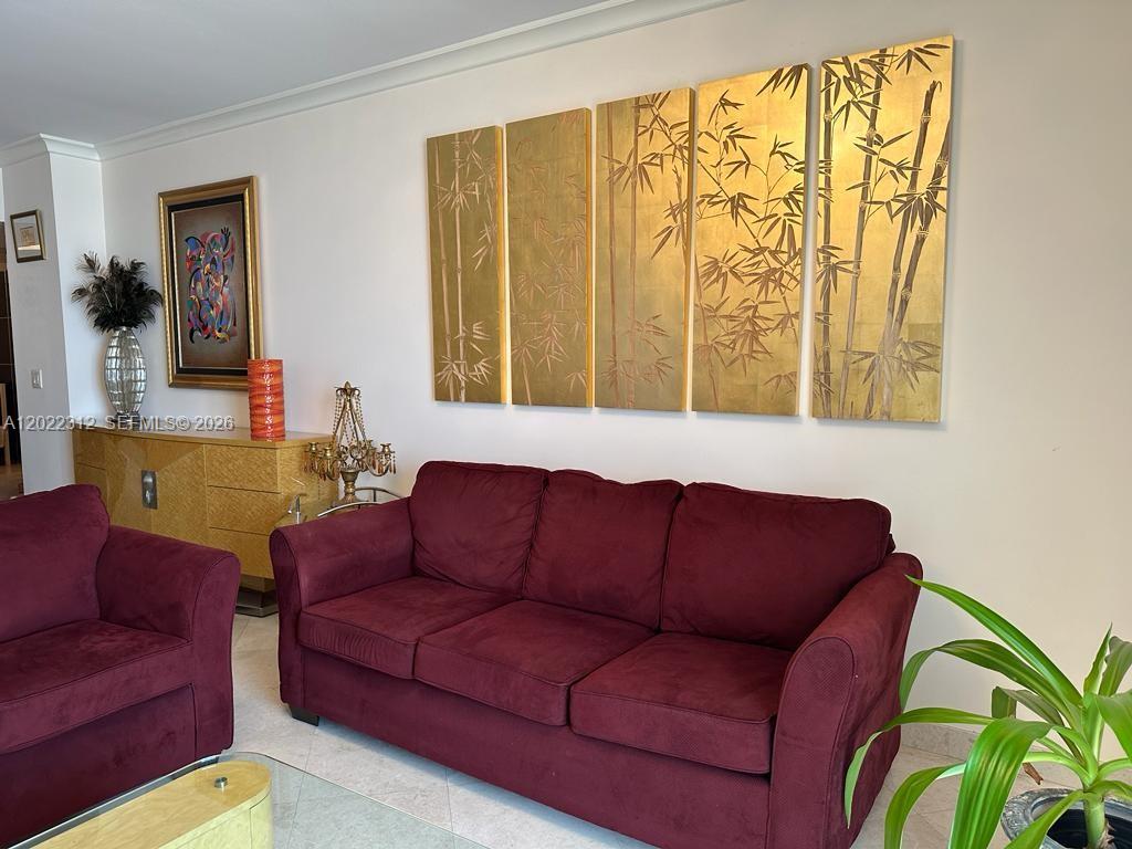 SOLIMAR CONDO - Residential