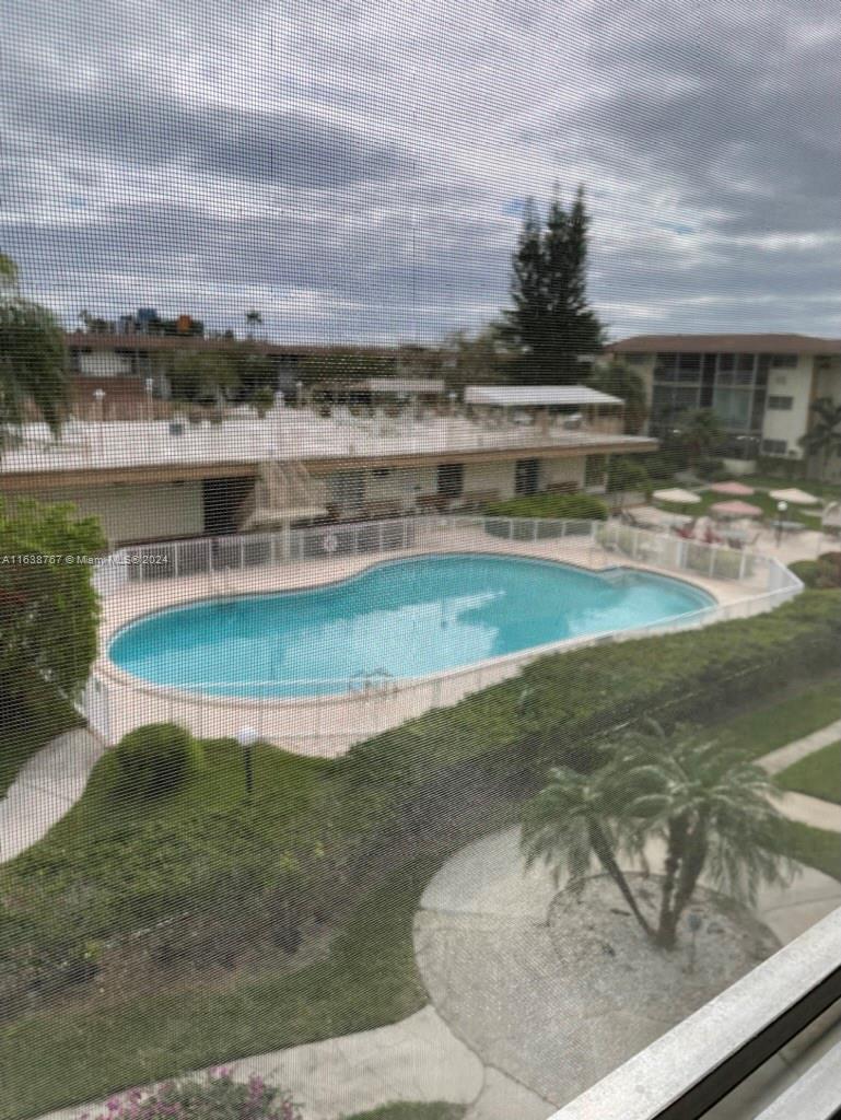 Property for Sale at 16901 Ne 13th Ave 309, Miami, Broward County, Florida - Bedrooms: 1 
Bathrooms: 1  - $67,000