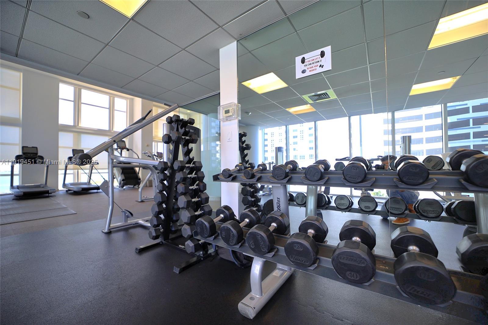 PARAMOUNT BAY CONDO - Residential