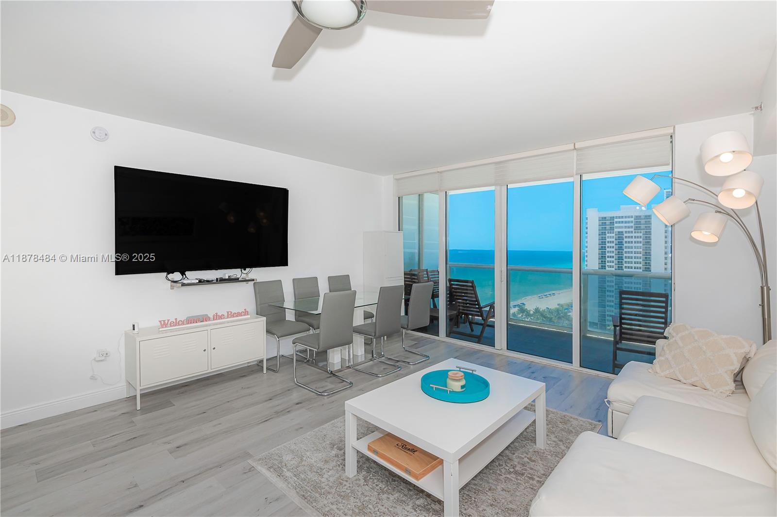 Come home to your little piece of paradise. This cozy 1/1 condo with private balcony is waiting for you. Plenty of amenities to enjoy onsite including full-time concierge and security, 24-hour valet, heated pool, outdoor shower, spa and fitness center, clubhouse, poolside bar and restaurant. Not far from the Fort-Lauderdale Airport, casino, restaurants, mall, shopping plazas and more.