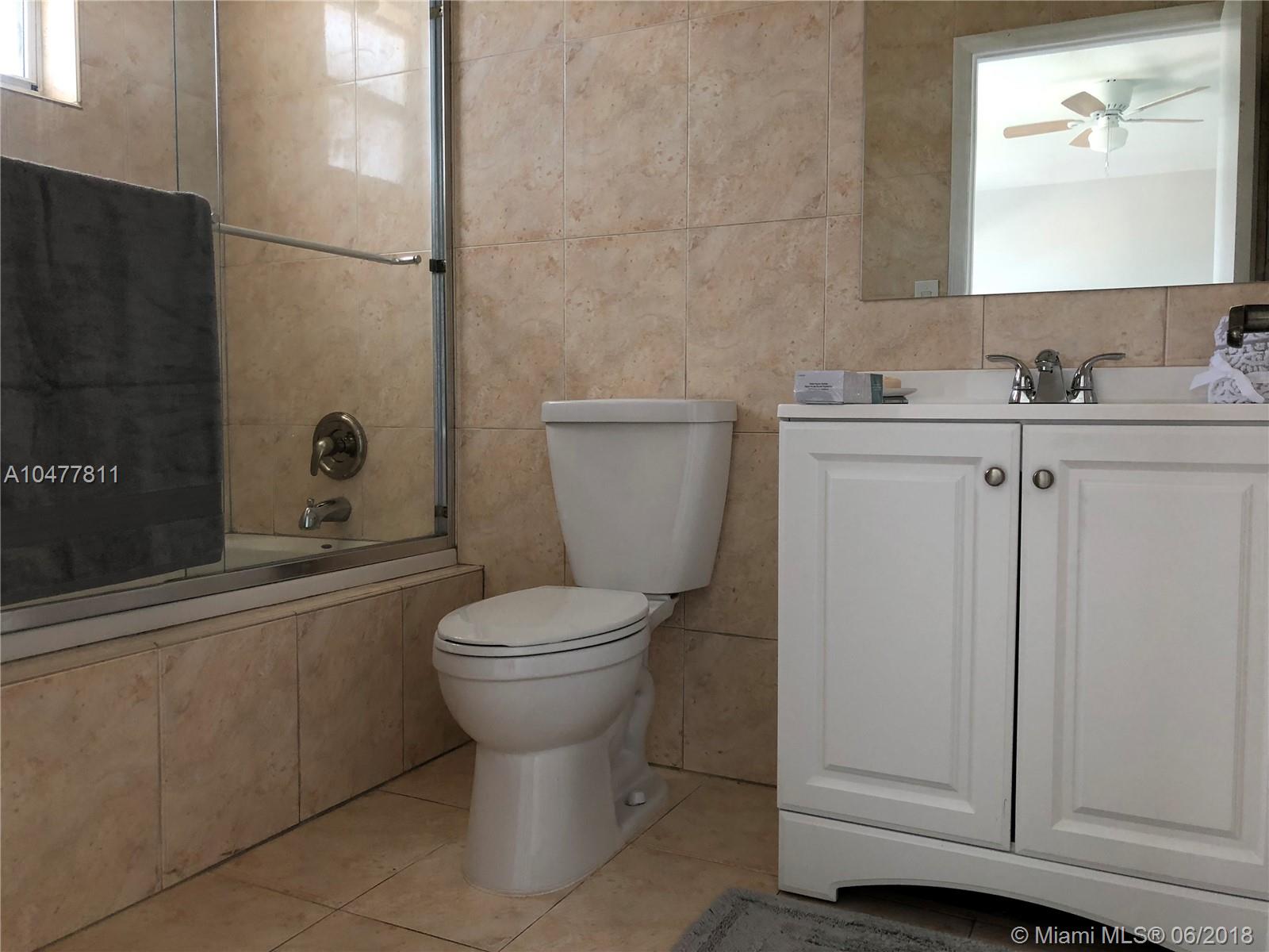 VILLAS OF OLD CUTLER - Residential