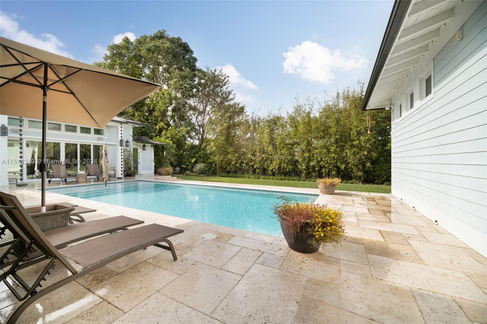 FAIRWAY MANORS - Residential