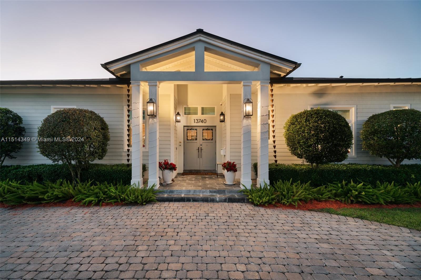 FAIRWAY MANORS - Residential