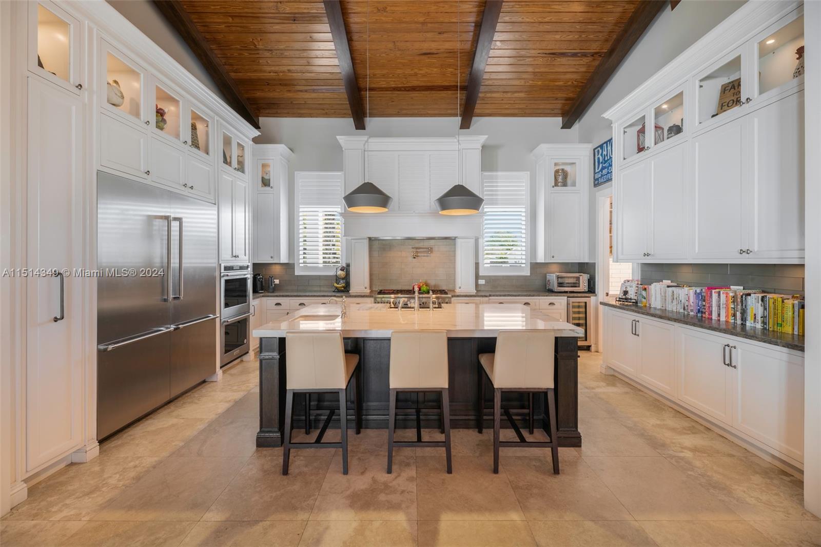 FAIRWAY MANORS - Residential