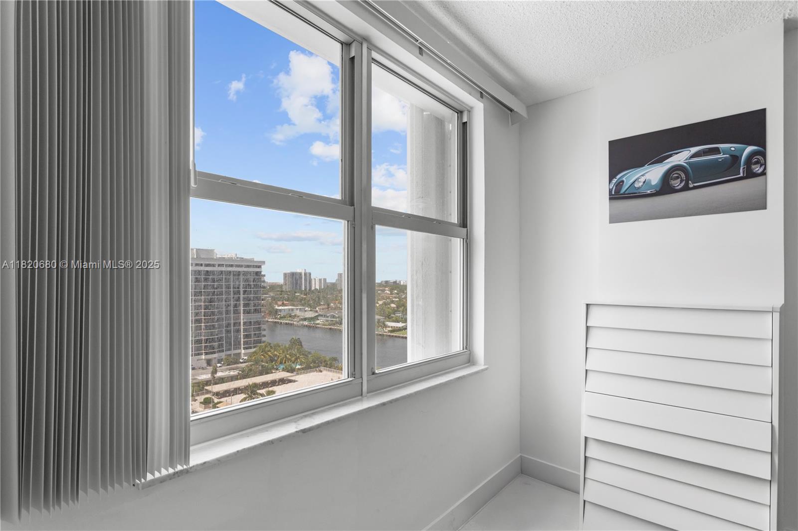 HEMISPHERES CONDO - Residential