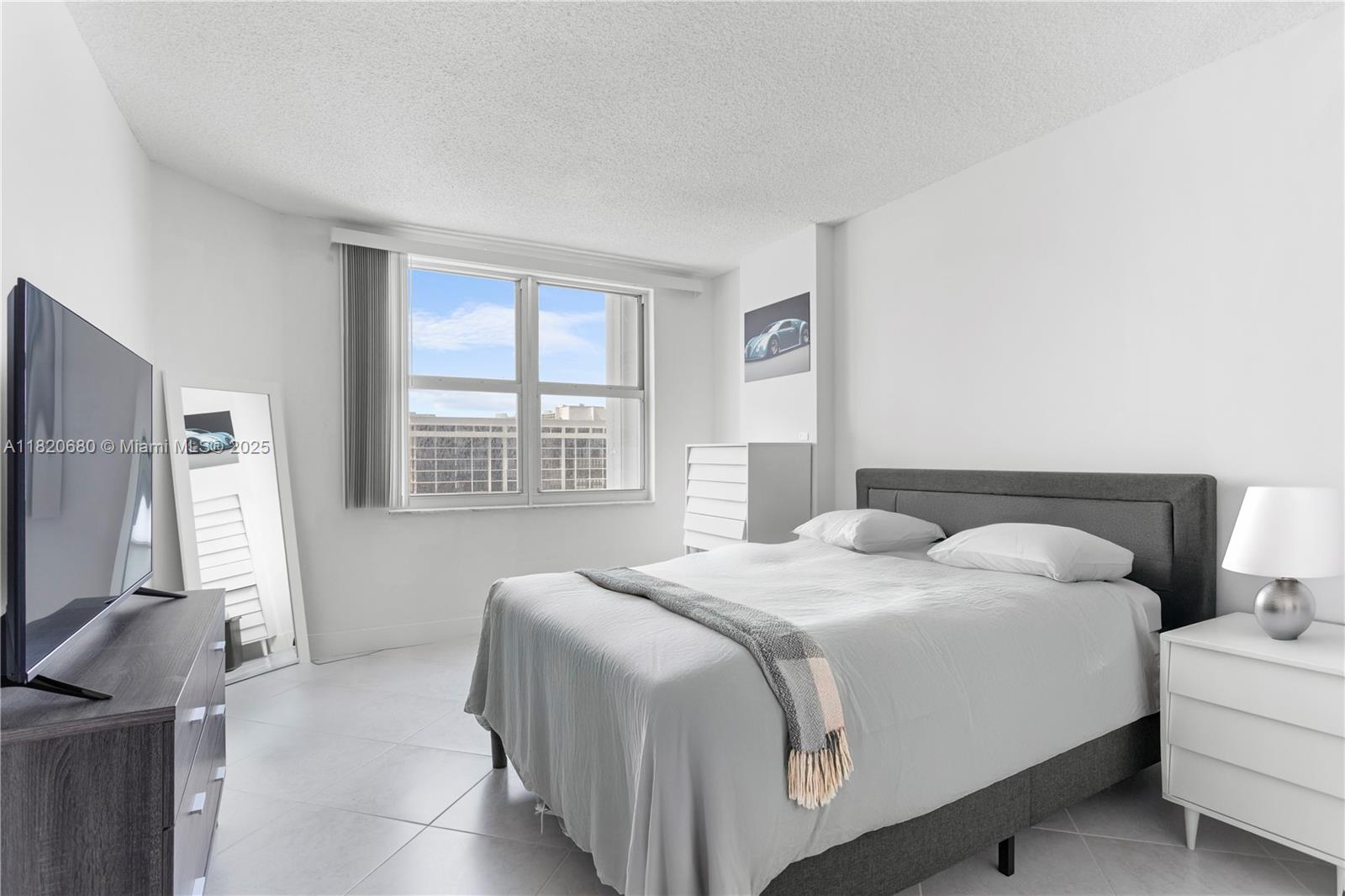 HEMISPHERES CONDO - Residential