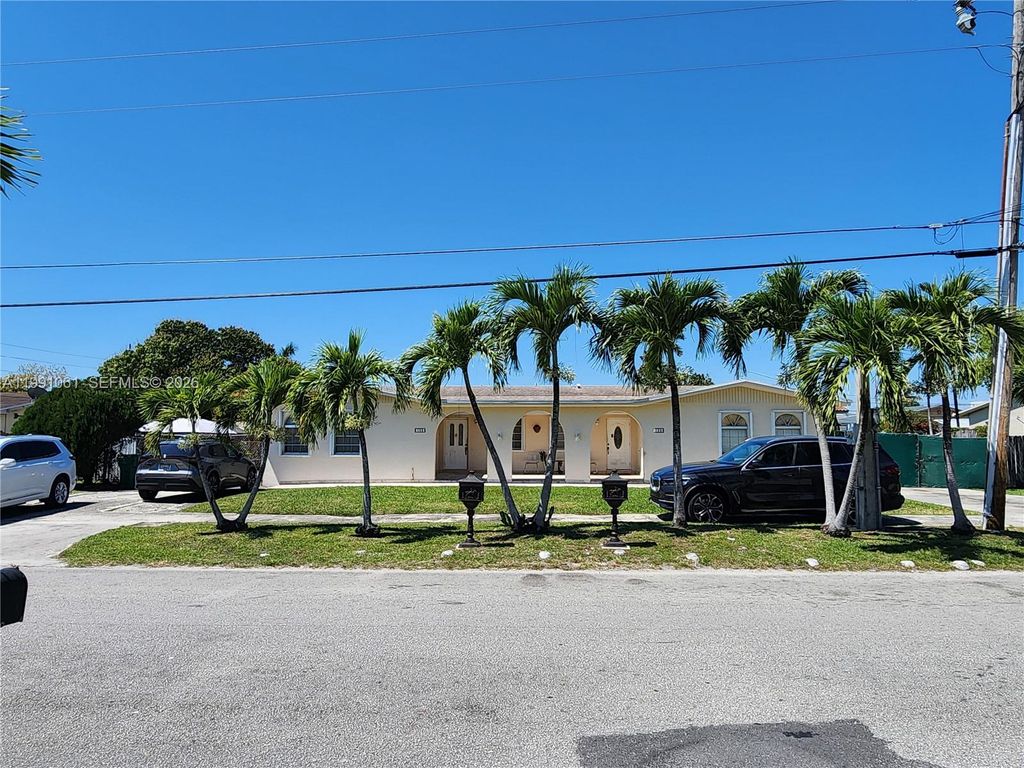 Photo of 120 SW 80th Ave, Miami, FL 33144 (MLS # A11991061)