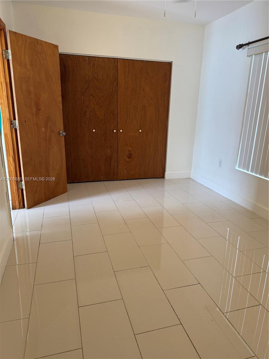 WINSTON PARK UNIT 7 - Residential Lease