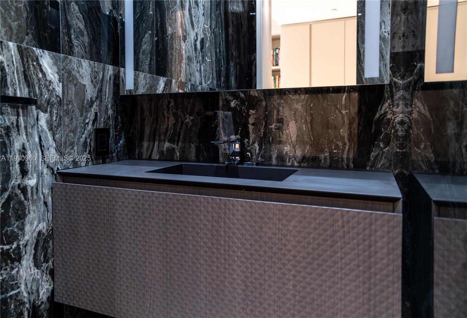 THE PALACE AT BAL HARBOUR - Residential