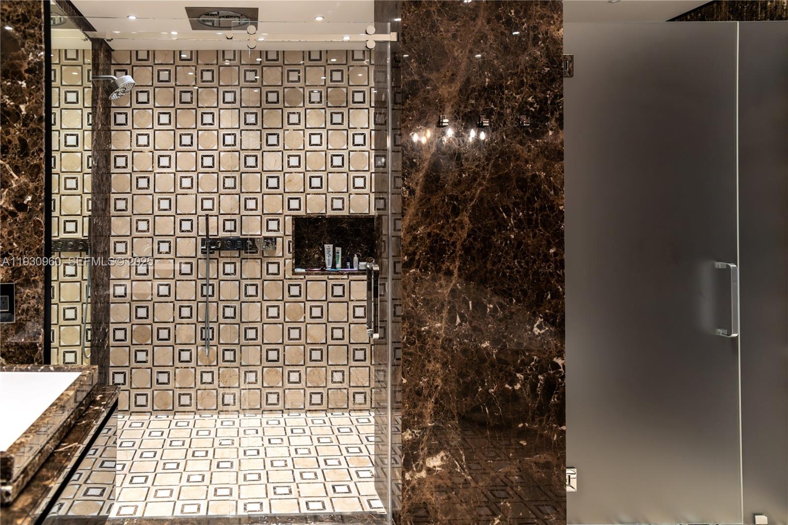 THE PALACE AT BAL HARBOUR - Residential