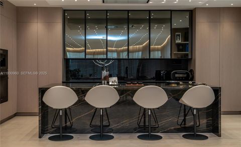 10101 Collins Ave 4A Bal Harbour FL 33154