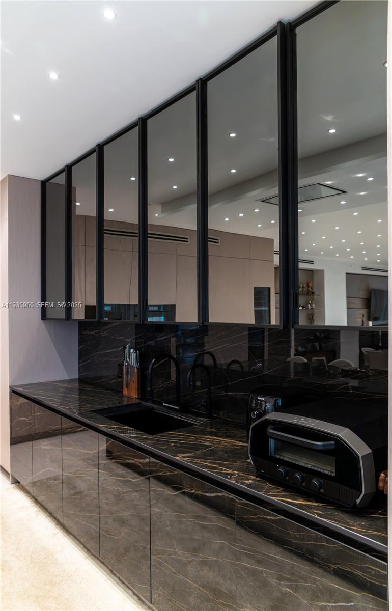 THE PALACE AT BAL HARBOUR - Residential