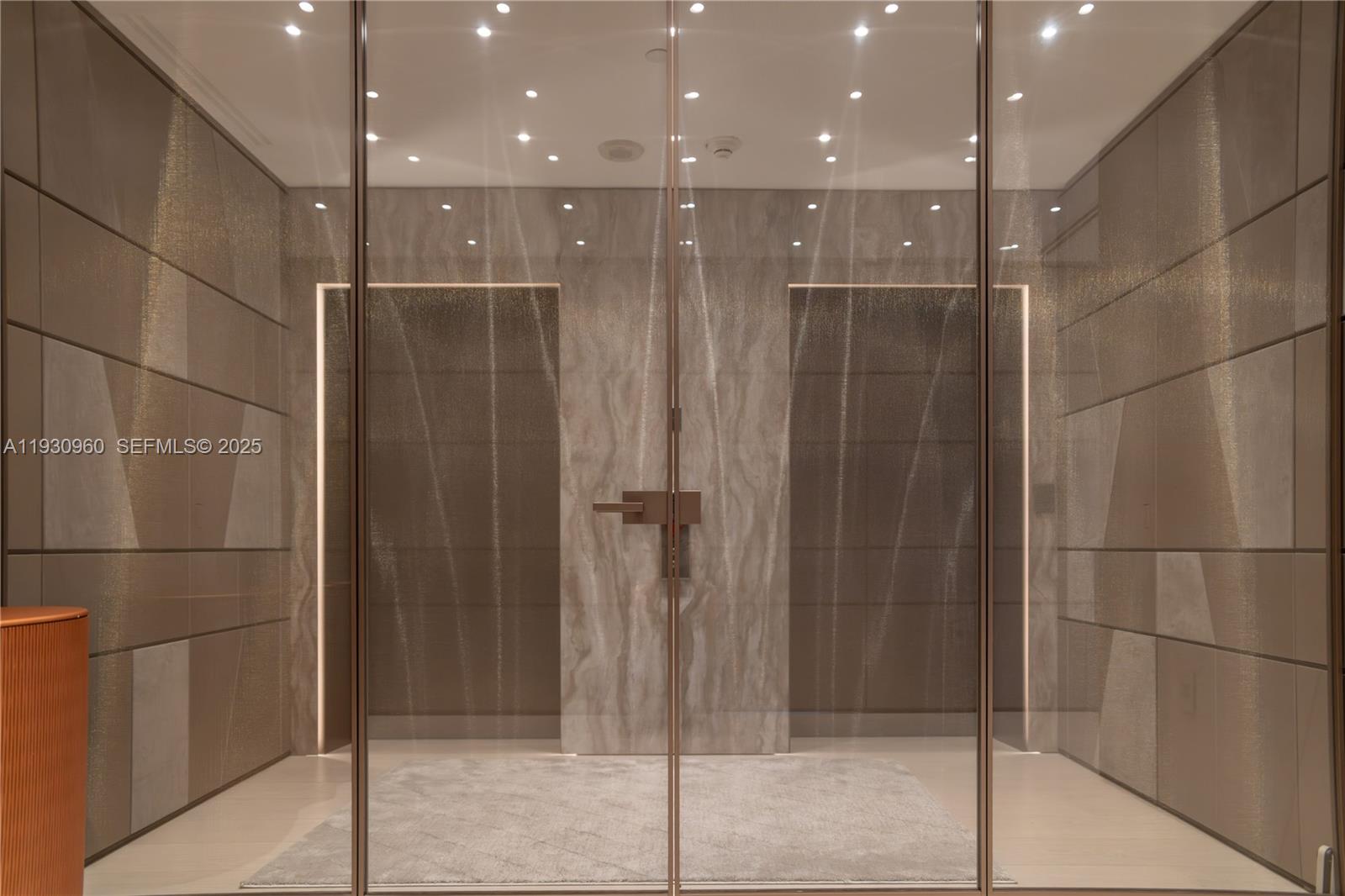 THE PALACE AT BAL HARBOUR - Residential