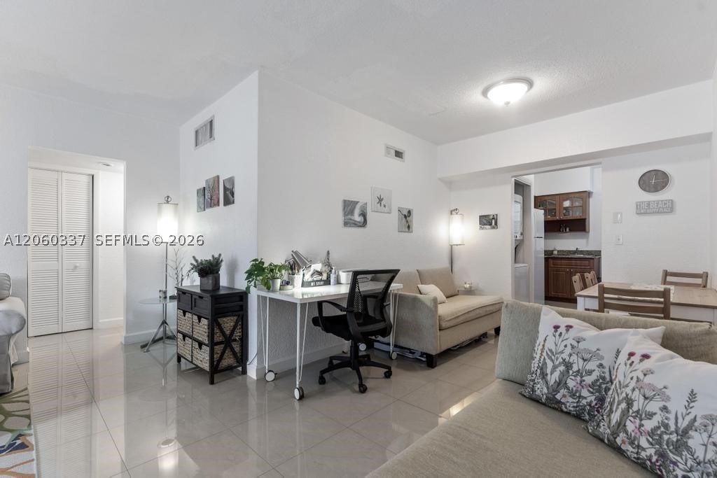 9280 Bay Harbor Ter 26