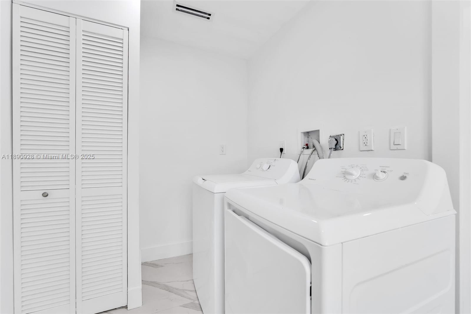 SUN-TAN VILL SEC 5 - Residential