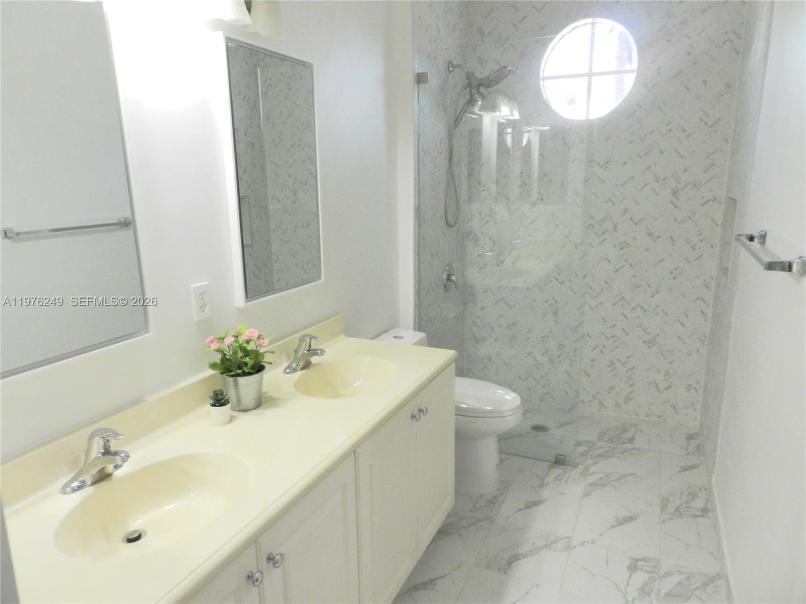 SUNSET FALLS PLAT 2 - Residential Lease