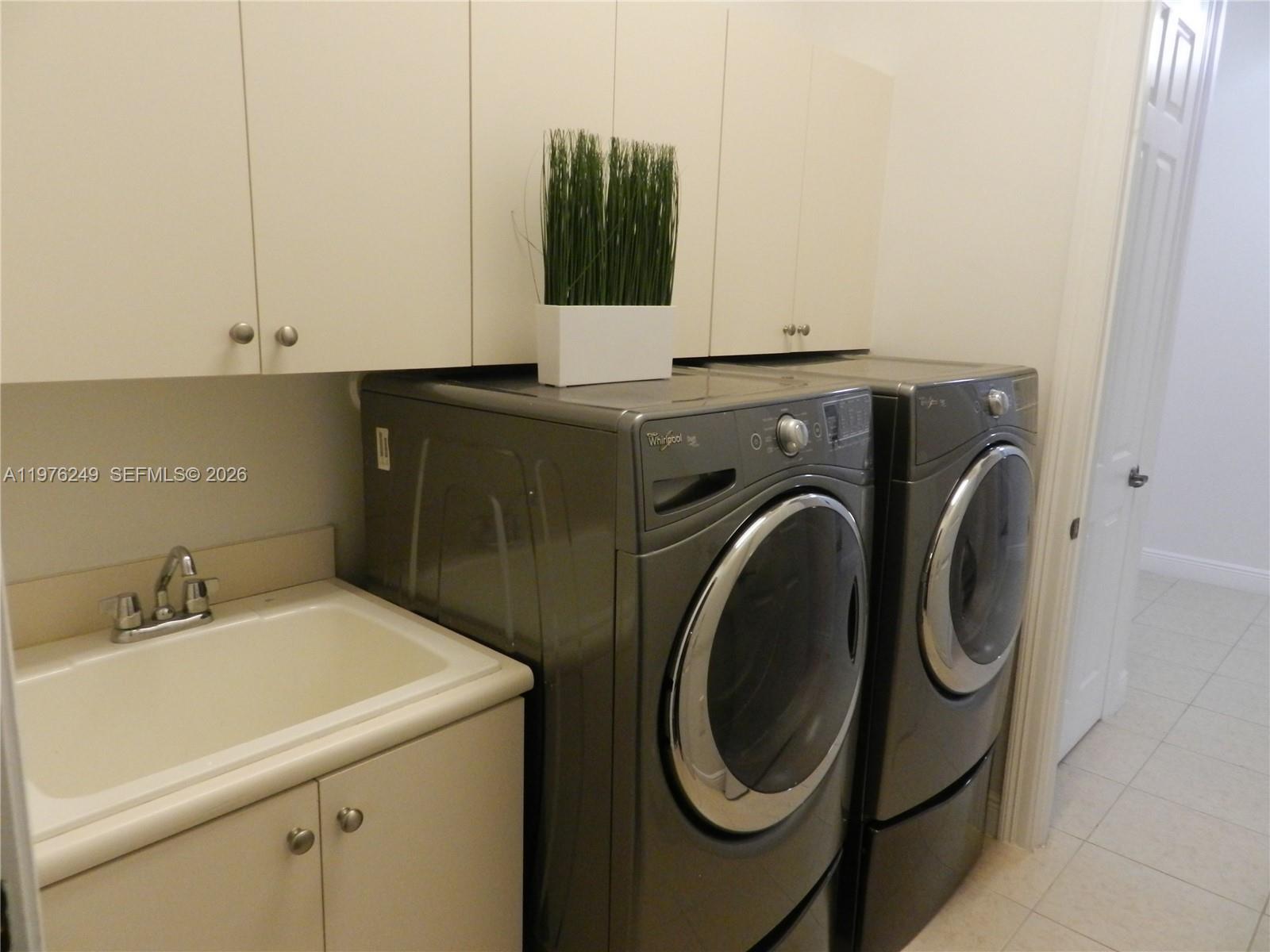 SUNSET FALLS PLAT 2 - Residential Lease