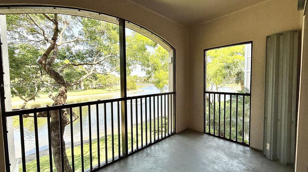 Photo of 2728 Anzio Ct #204, Palm Beach Gardens, FL 33410 (MLS # A11798862)