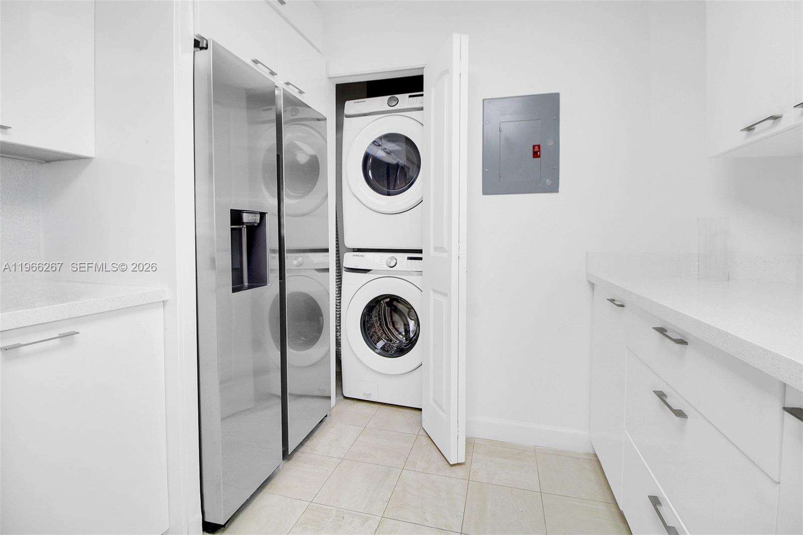 LEXCELLENCE CONDO - Residential