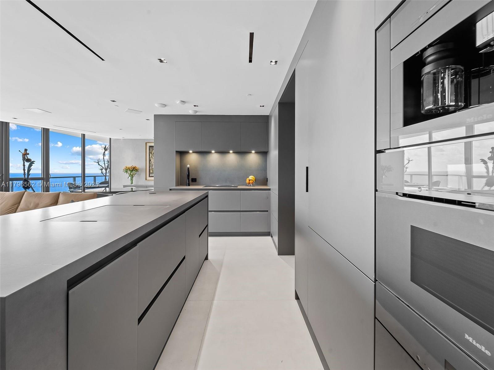 3101 S Ocean Dr 2905