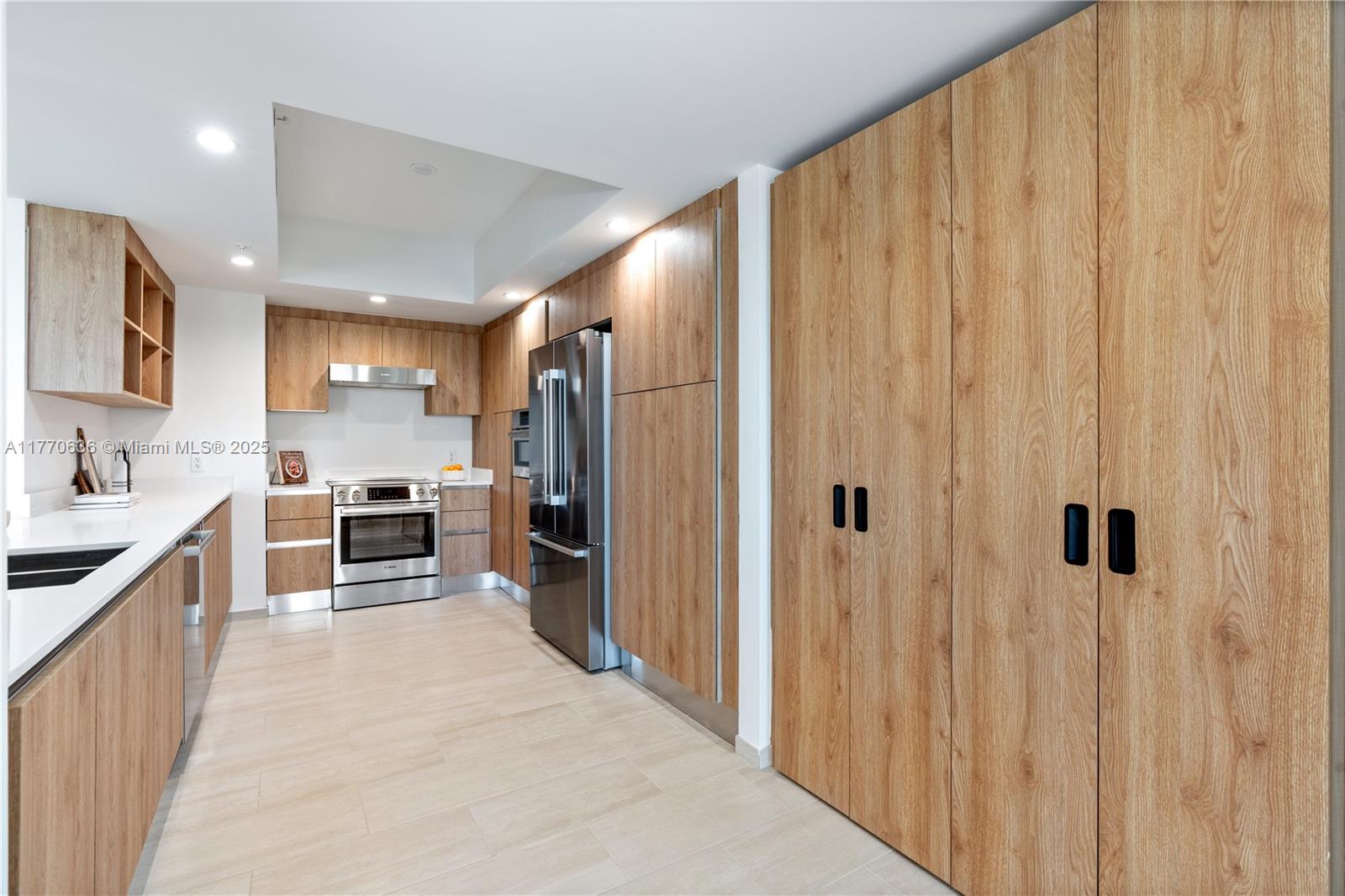 BAY HARBOR ISLAND - Residential Lease