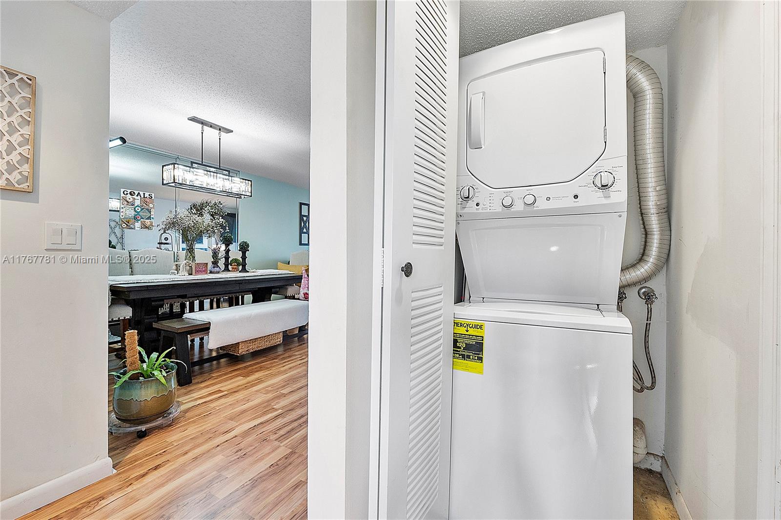 IVANHOE EAST AT CENTURY V - Residential