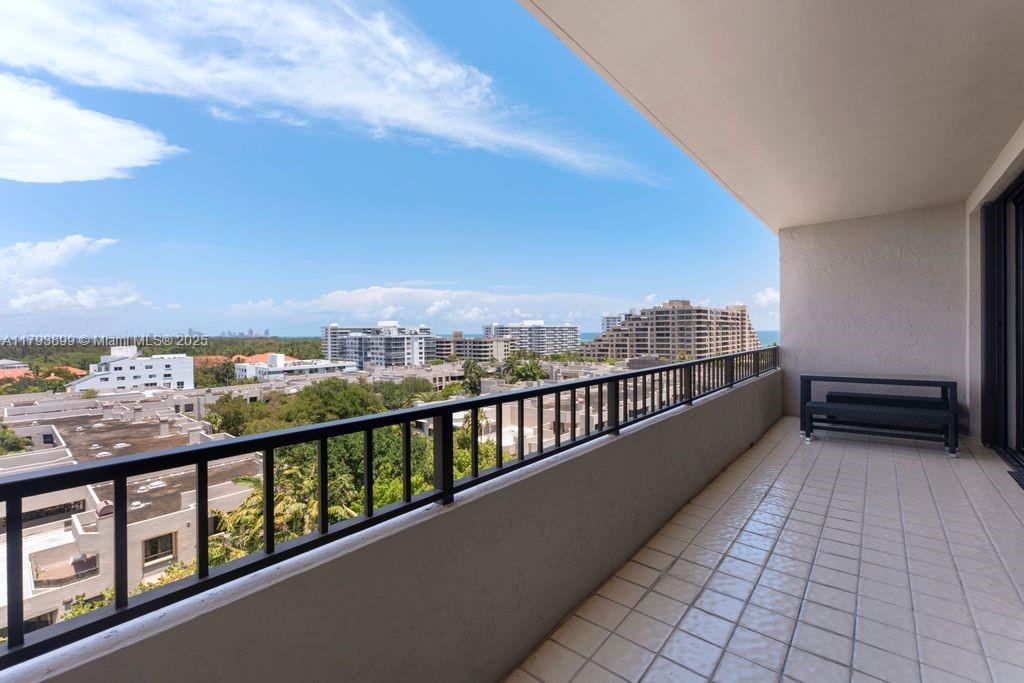 151 Crandon Blvd 926