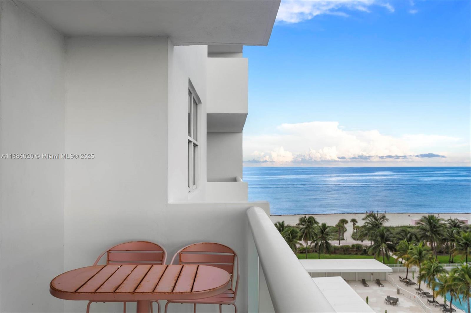 5001 Collins Ave 8C