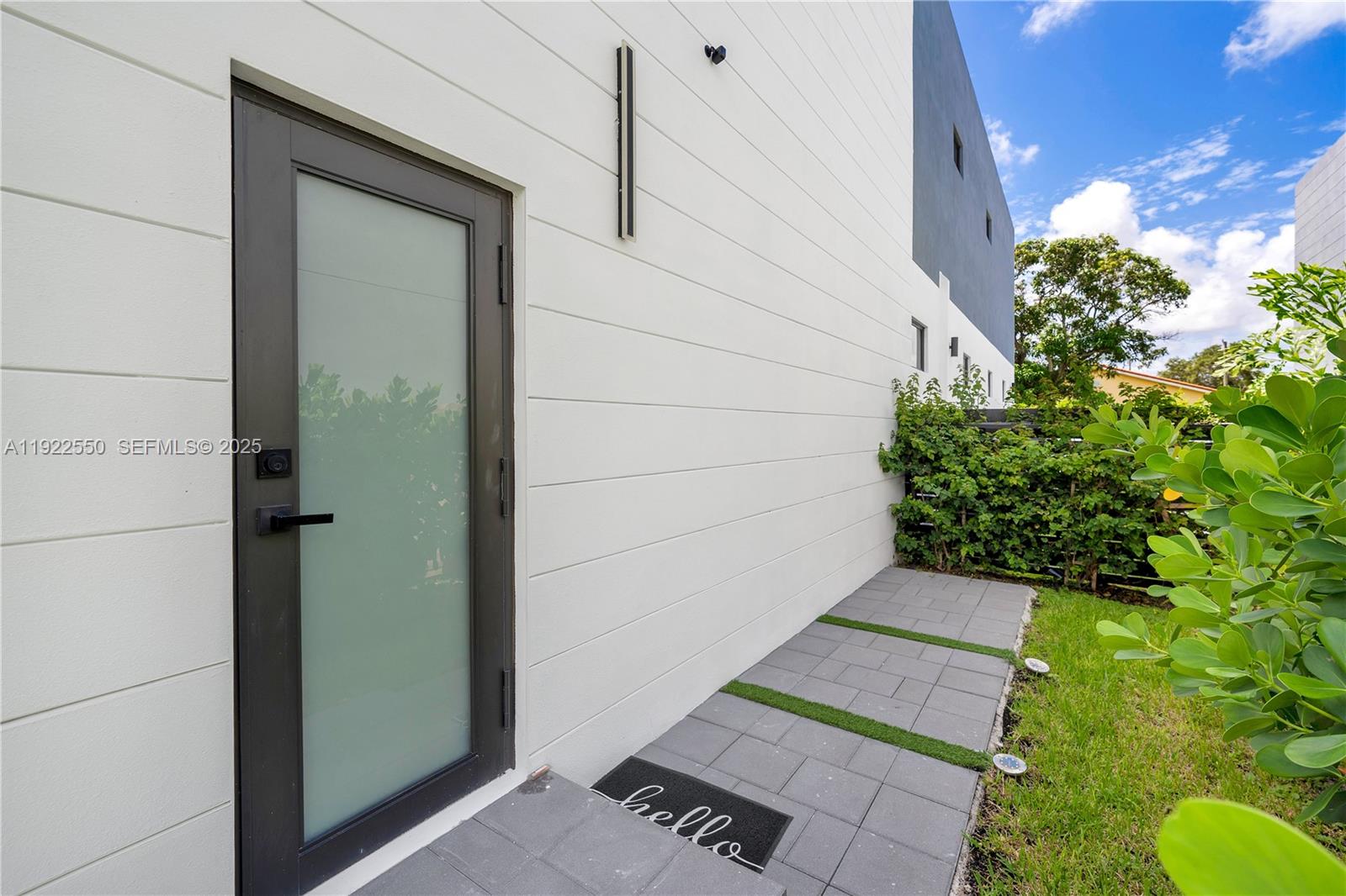 GRAPELAND - Residential