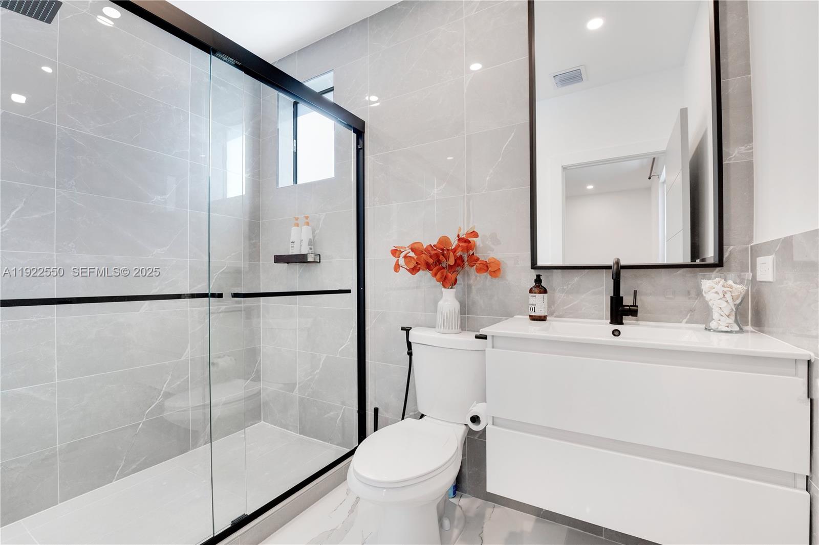 GRAPELAND - Residential