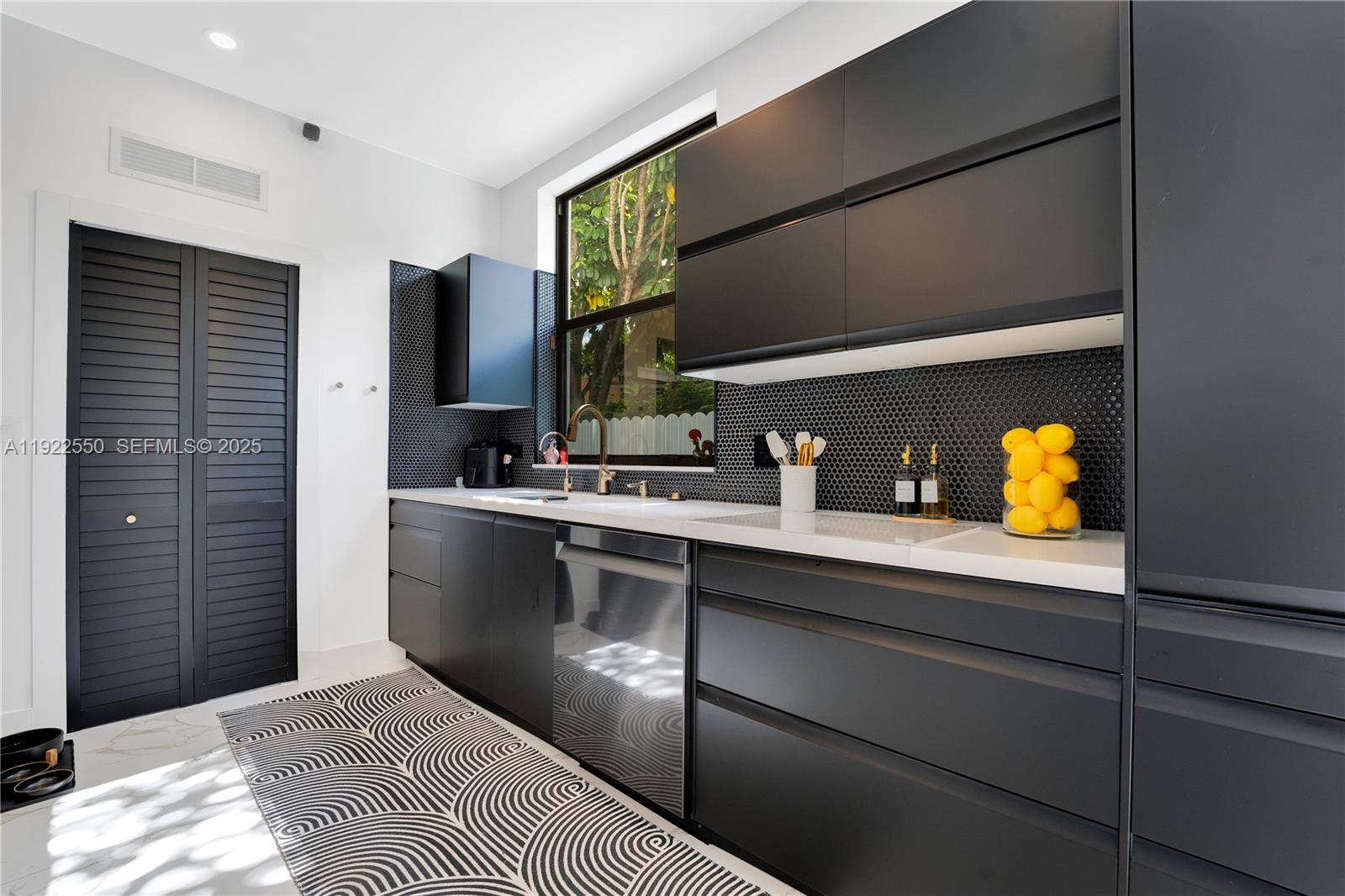 GRAPELAND - Residential