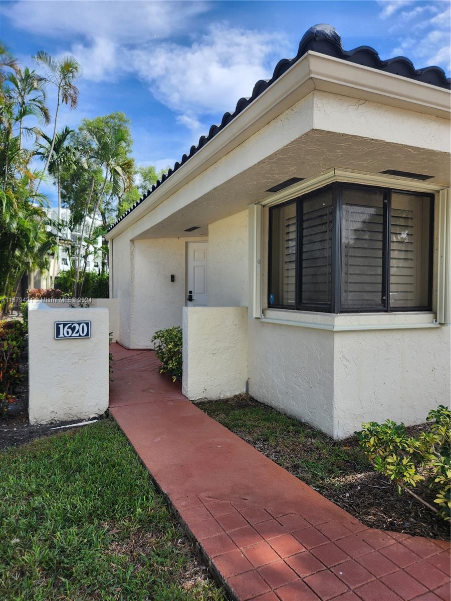 PARC VILLAGE CONDO - Residential Lease