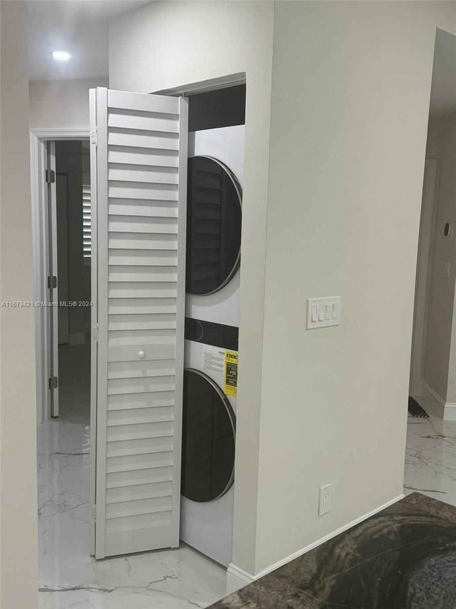 PARC VILLAGE CONDO - Residential Lease