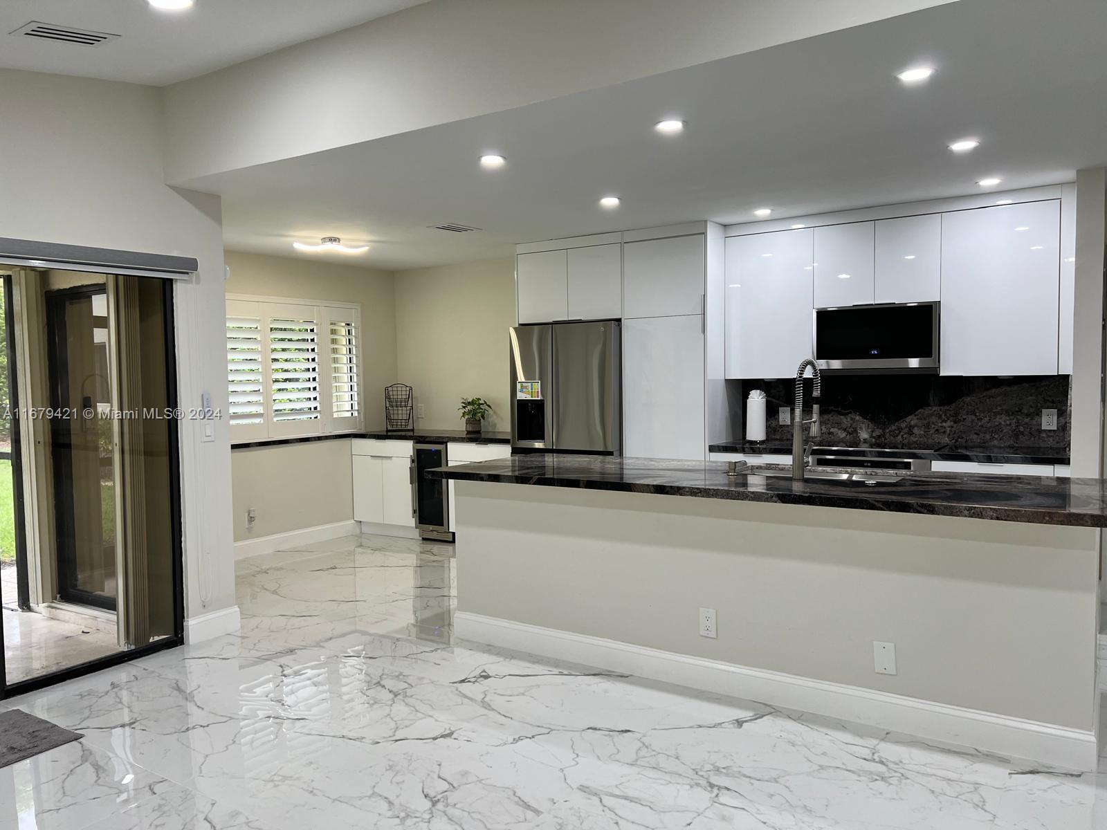 PARC VILLAGE CONDO - Residential Lease