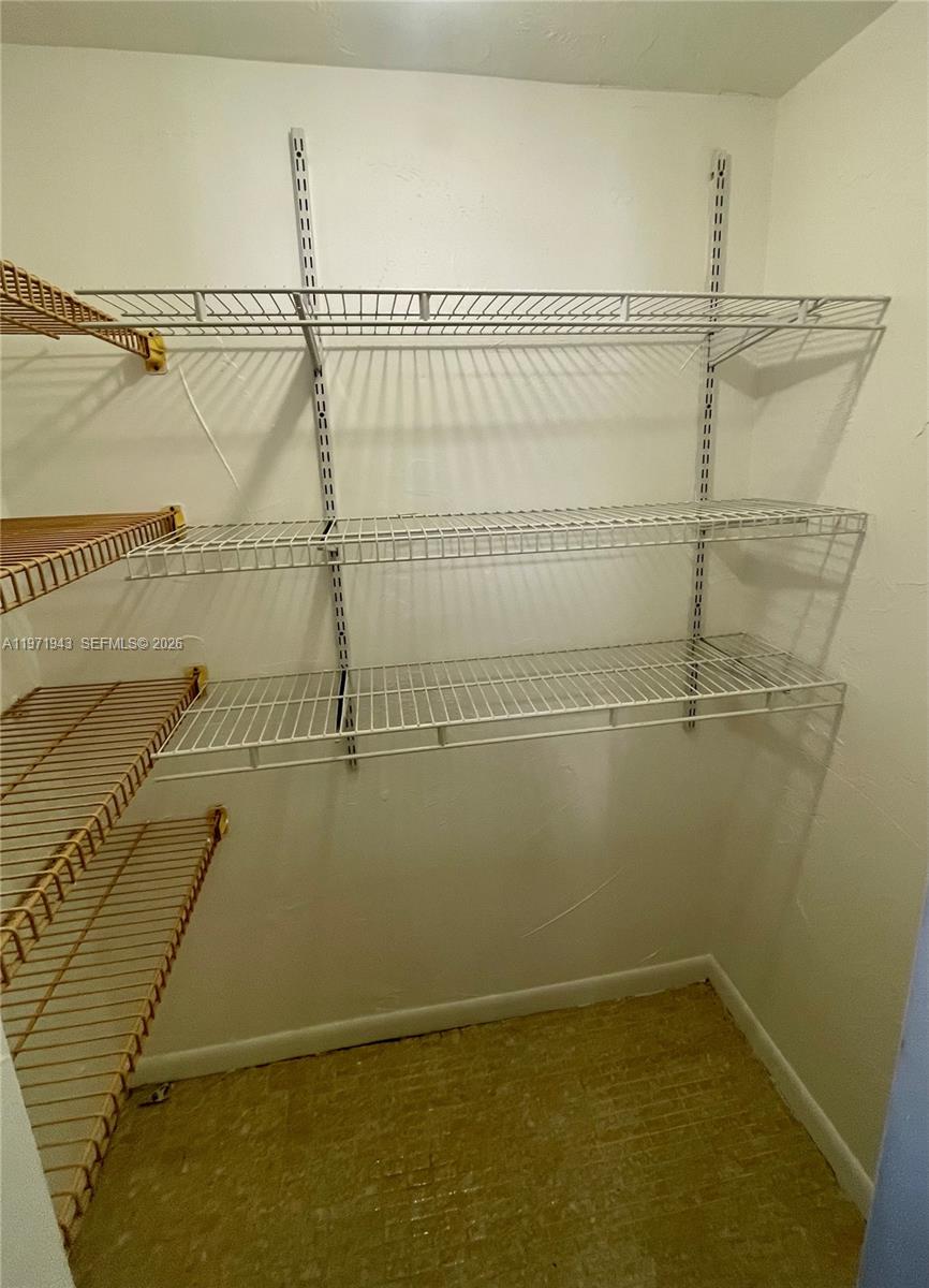 EASTVIEW VILLAS CONDO SOU - Residential