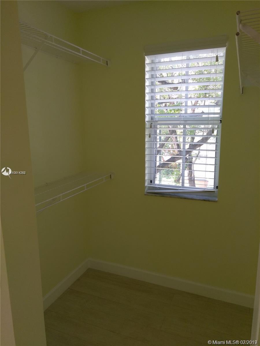 AVENTINE AT MIRAMR - Residential Lease