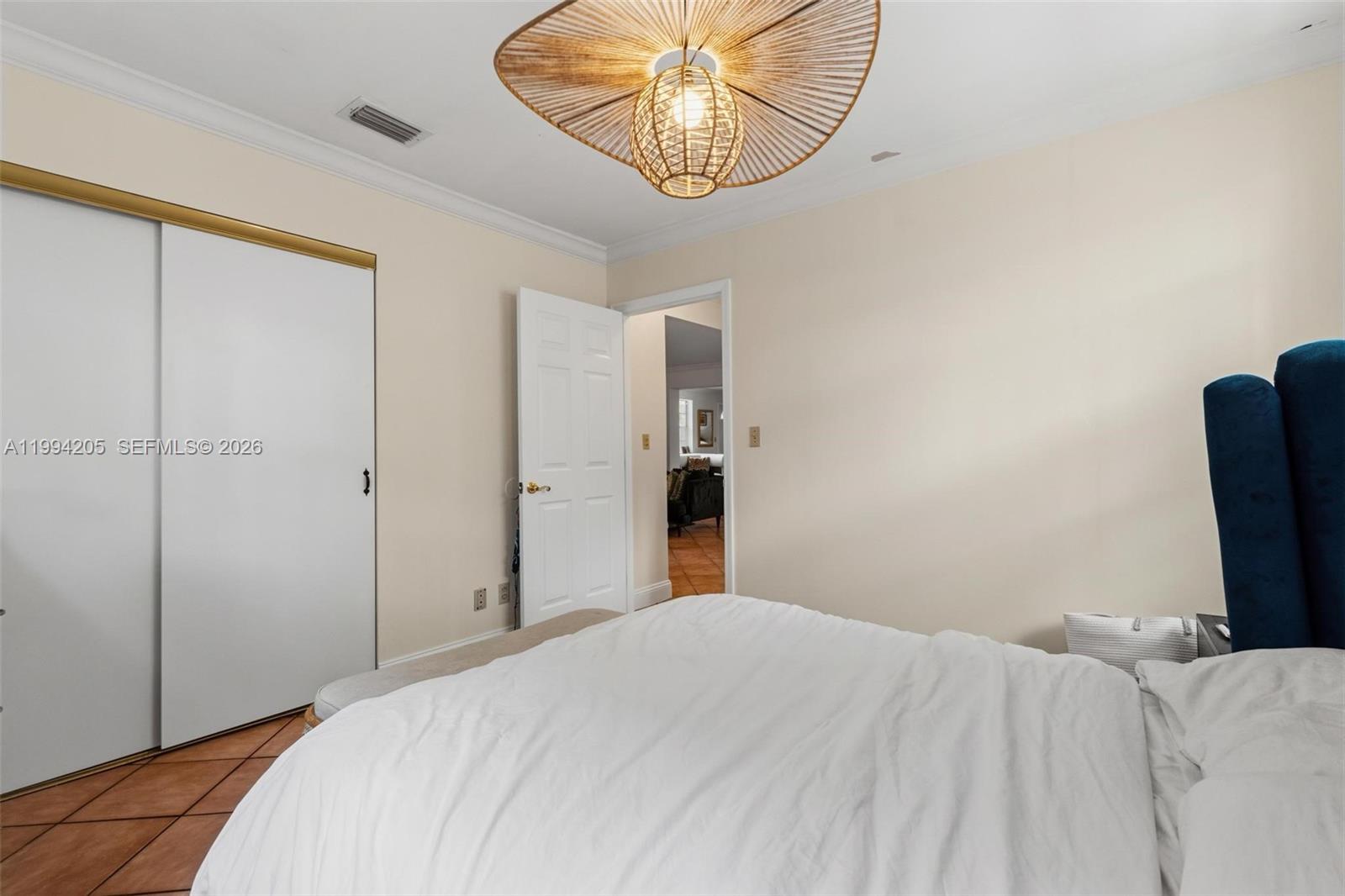 BISCAYNE REALTY COS - Residential Income