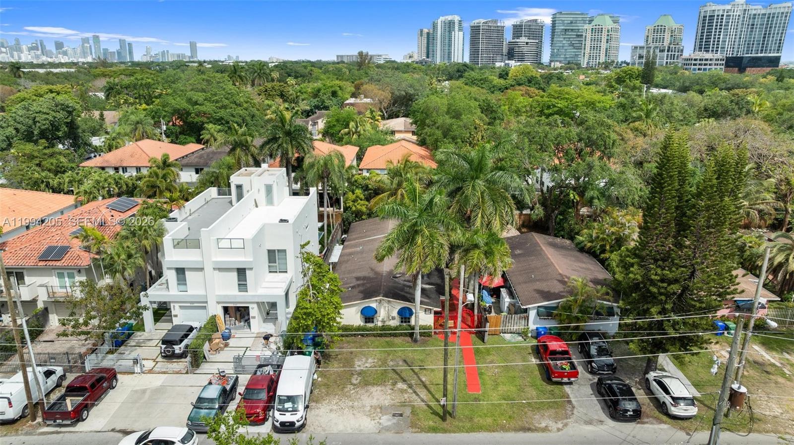 BISCAYNE REALTY COS - Residential Income