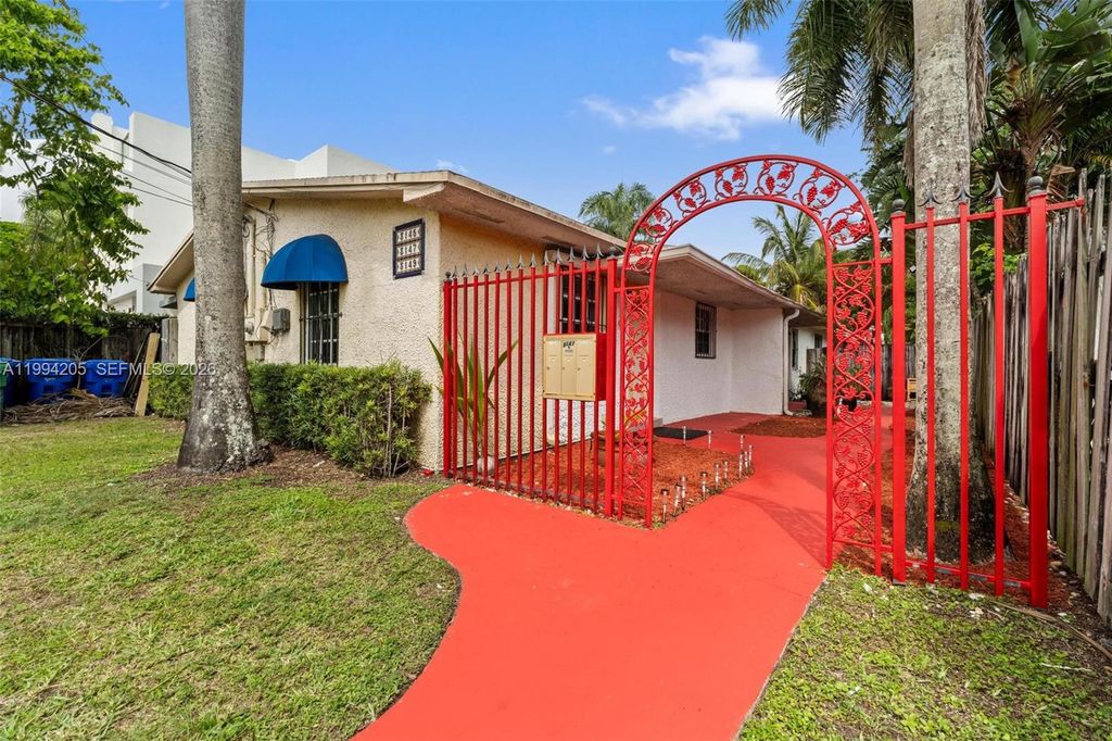 Photo of 3147 Mcdonald St, Miami, FL 33133 (MLS # A11994205)