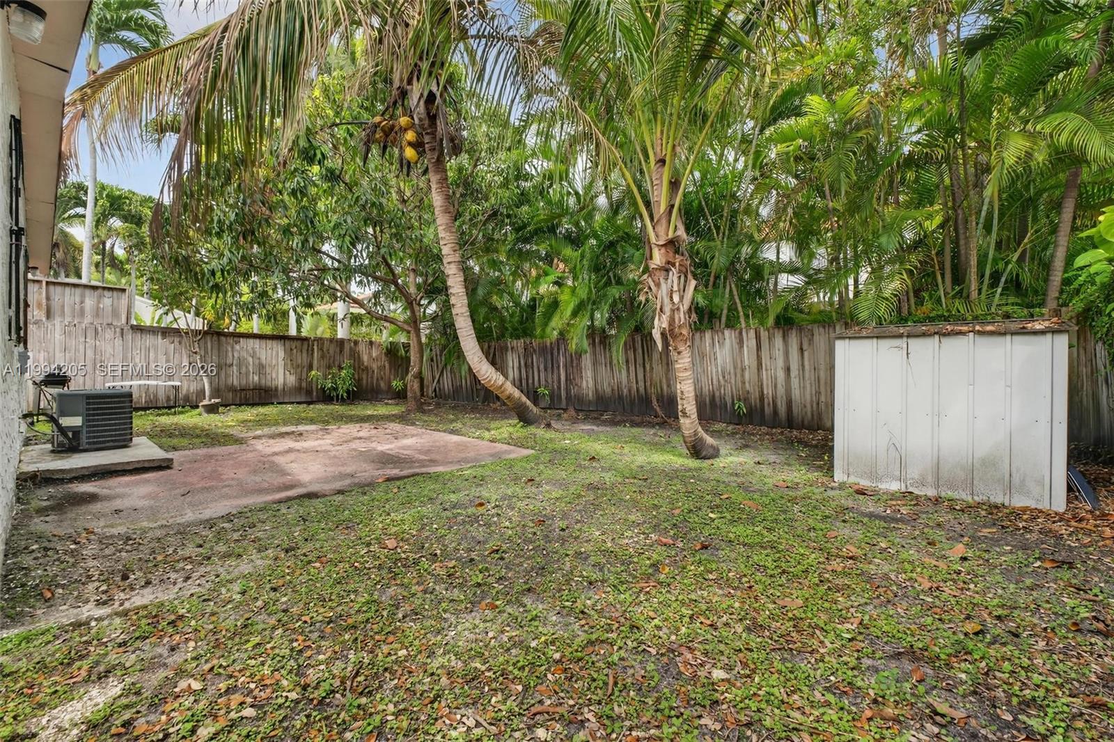 BISCAYNE REALTY COS - Residential Income