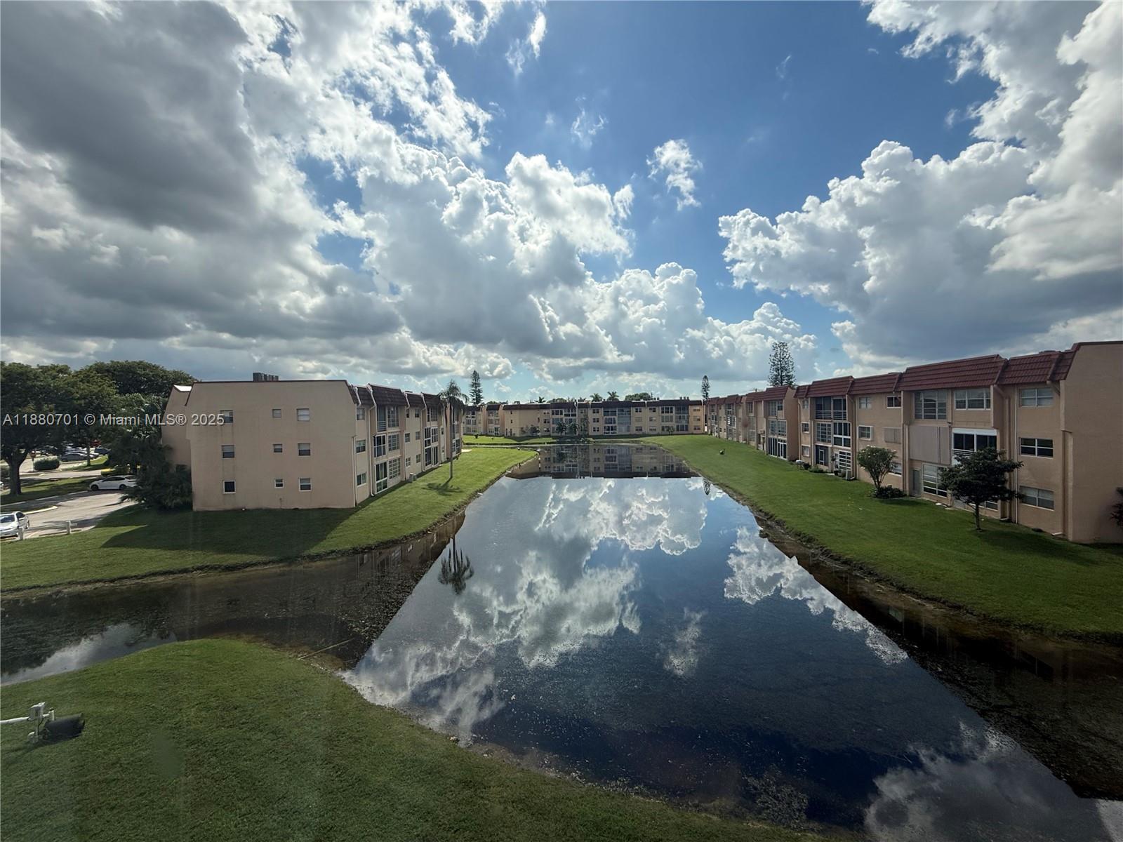 SUNRISE LAKES 88 CONDO - Residential